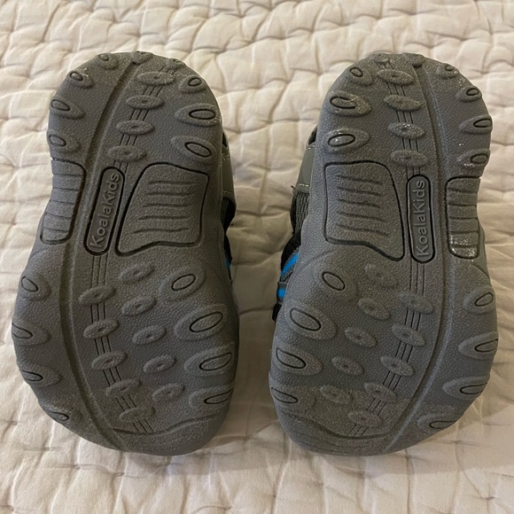 Koala Kids Sandals Size 4 - Picture 5 of 7